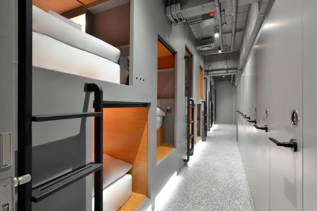 Albergue Tiang Capsule Bangkok Exterior foto